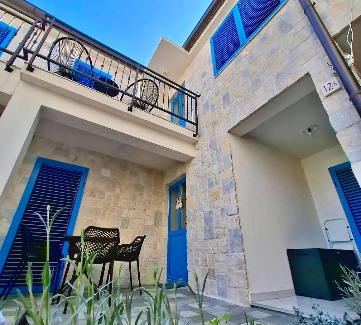 Azzurro Apartmani Biograd Na Moru